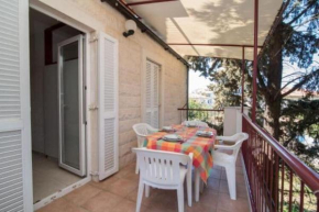 Apartments Boguvila - Two-Bedroom Economy Apartment with Terrace A5 - ST
